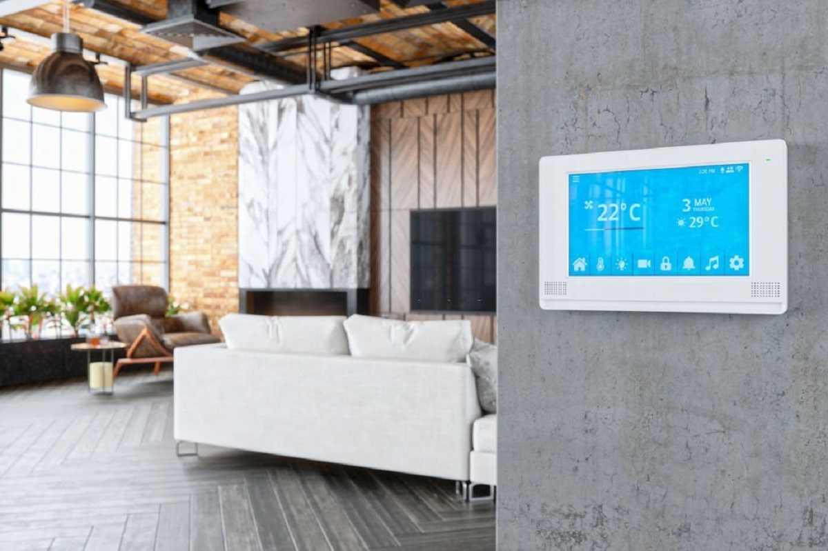 Home Temperature Control with Wireless Room Thermostat
